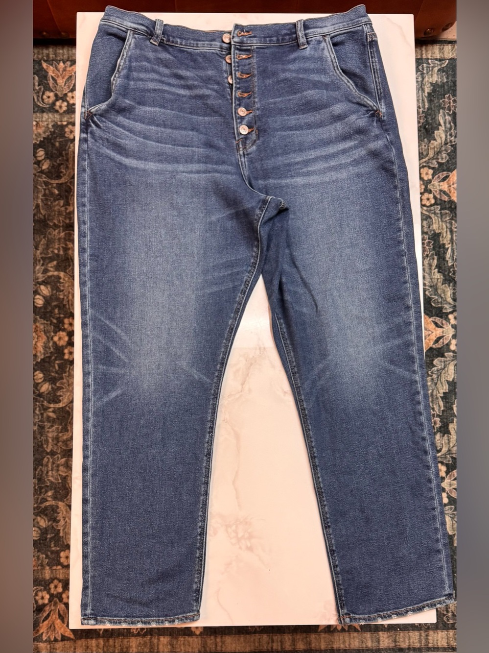 American Eagle Outfitters High-Rise Button-Fly Jeans - Medium Blue